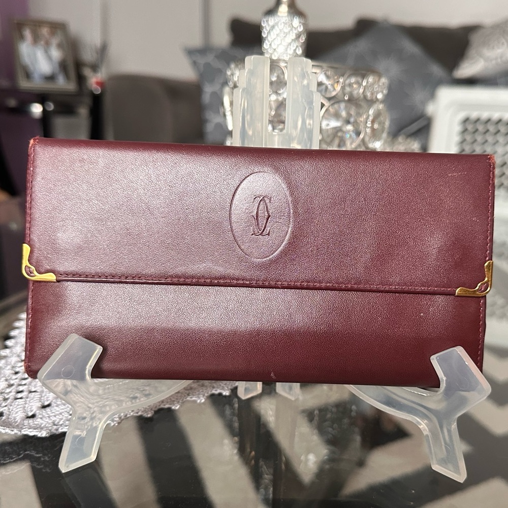 ‼️AUTHENTIC‼️VINTAGE LEATHER CARTIER BORDEAUX KISSLOCK WALLET